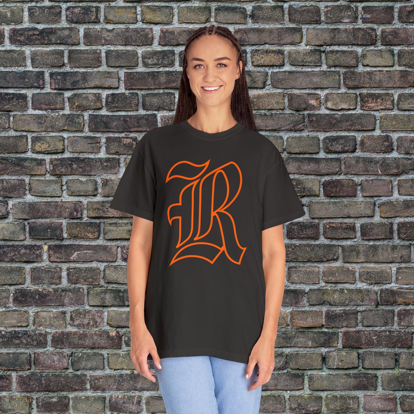 The Original Rockwall R Outline - Comfort Colors T