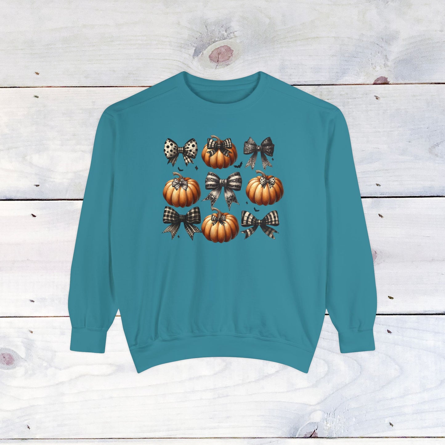 Pumkins and Bows- Comfort Colors Sweater