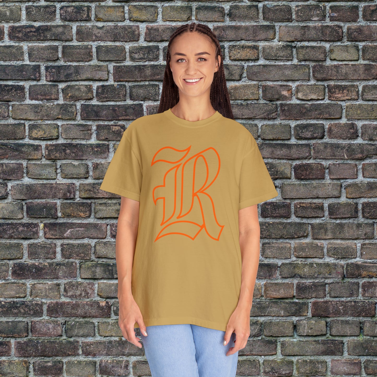 The Original Rockwall R Outline - Comfort Colors T