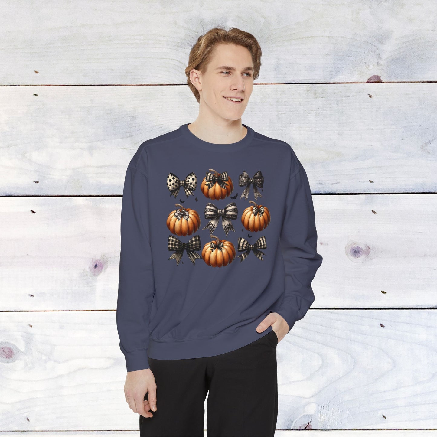 Pumkins and Bows- Comfort Colors Sweater