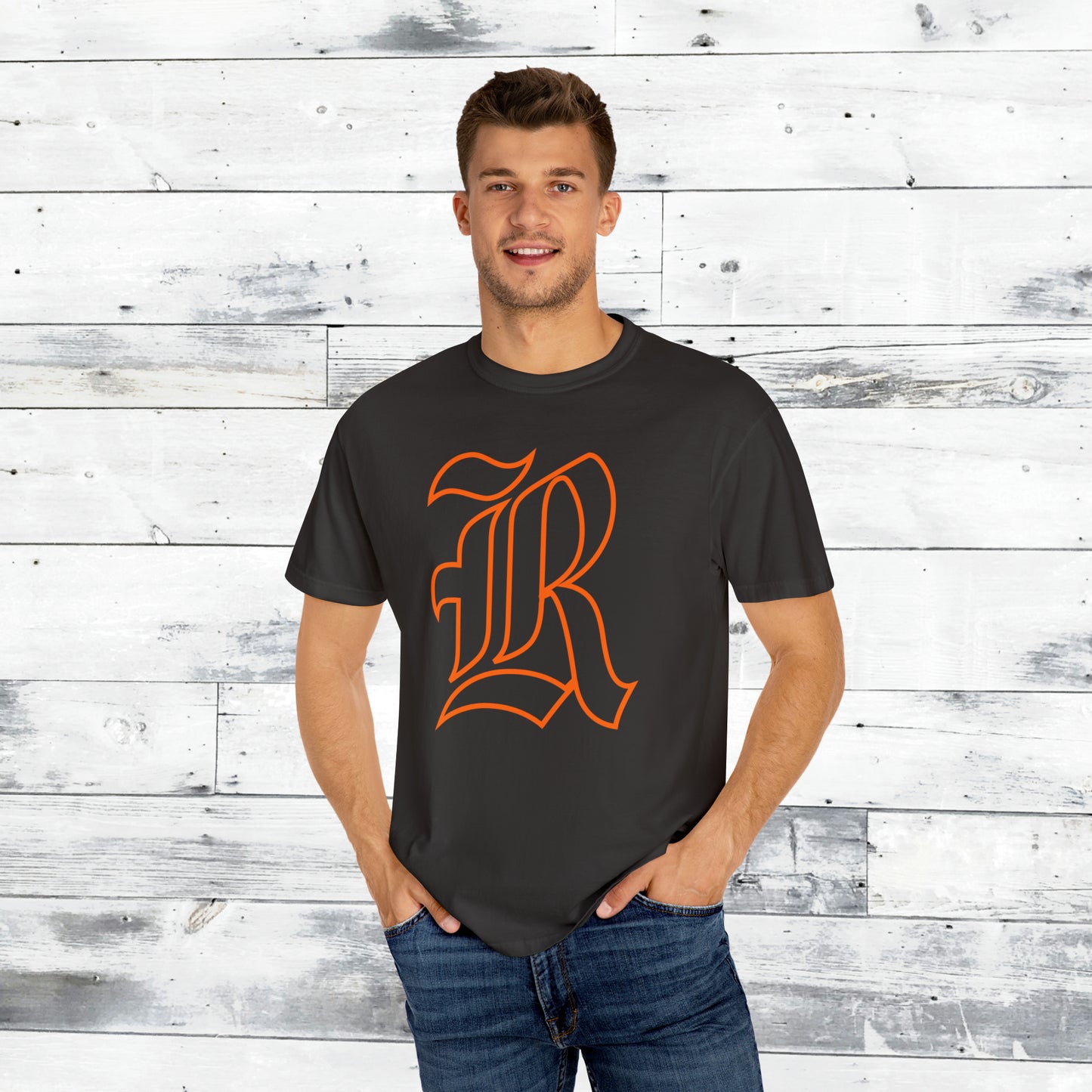 The Original Rockwall R Outline - Comfort Colors T
