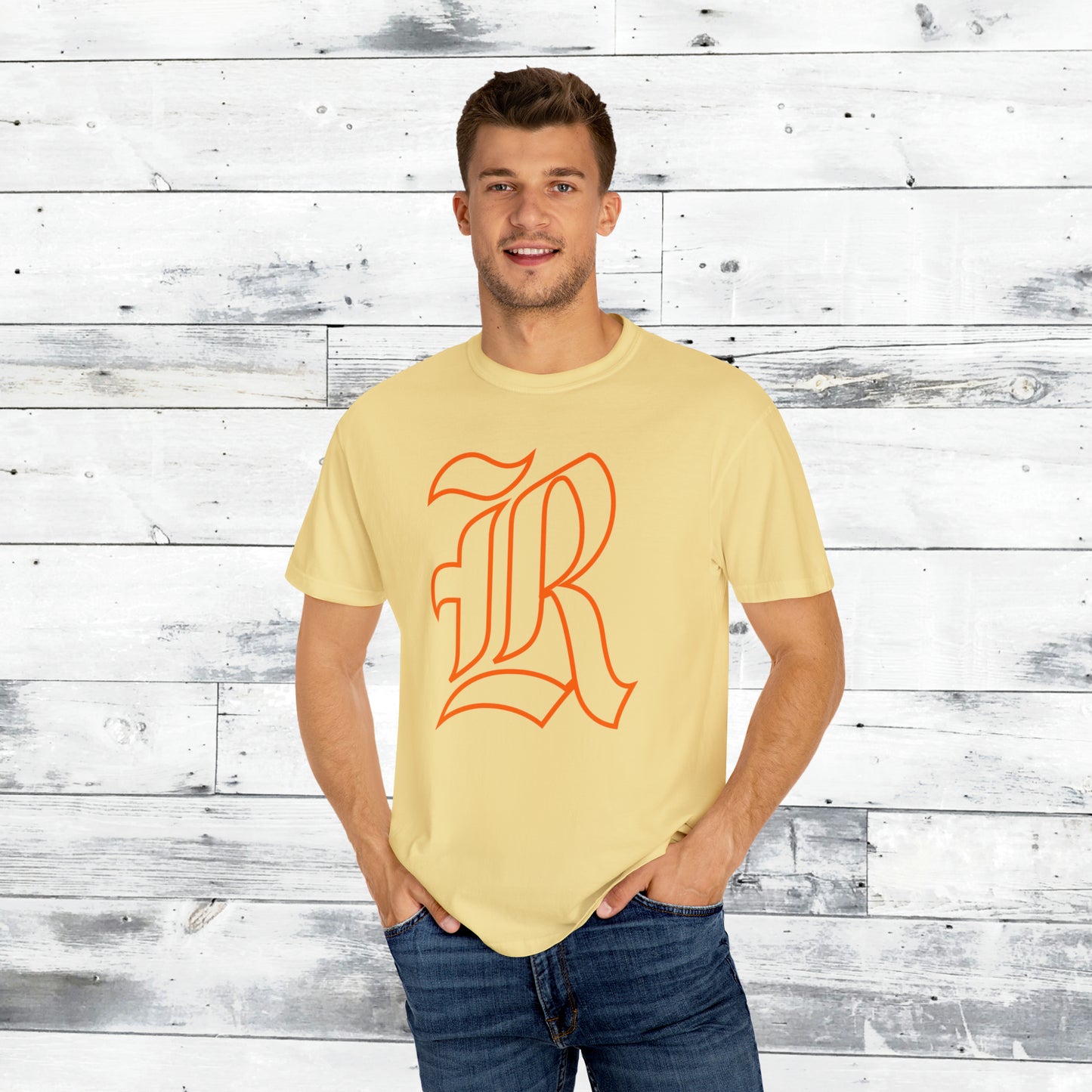 The Original Rockwall R Outline - Comfort Colors T