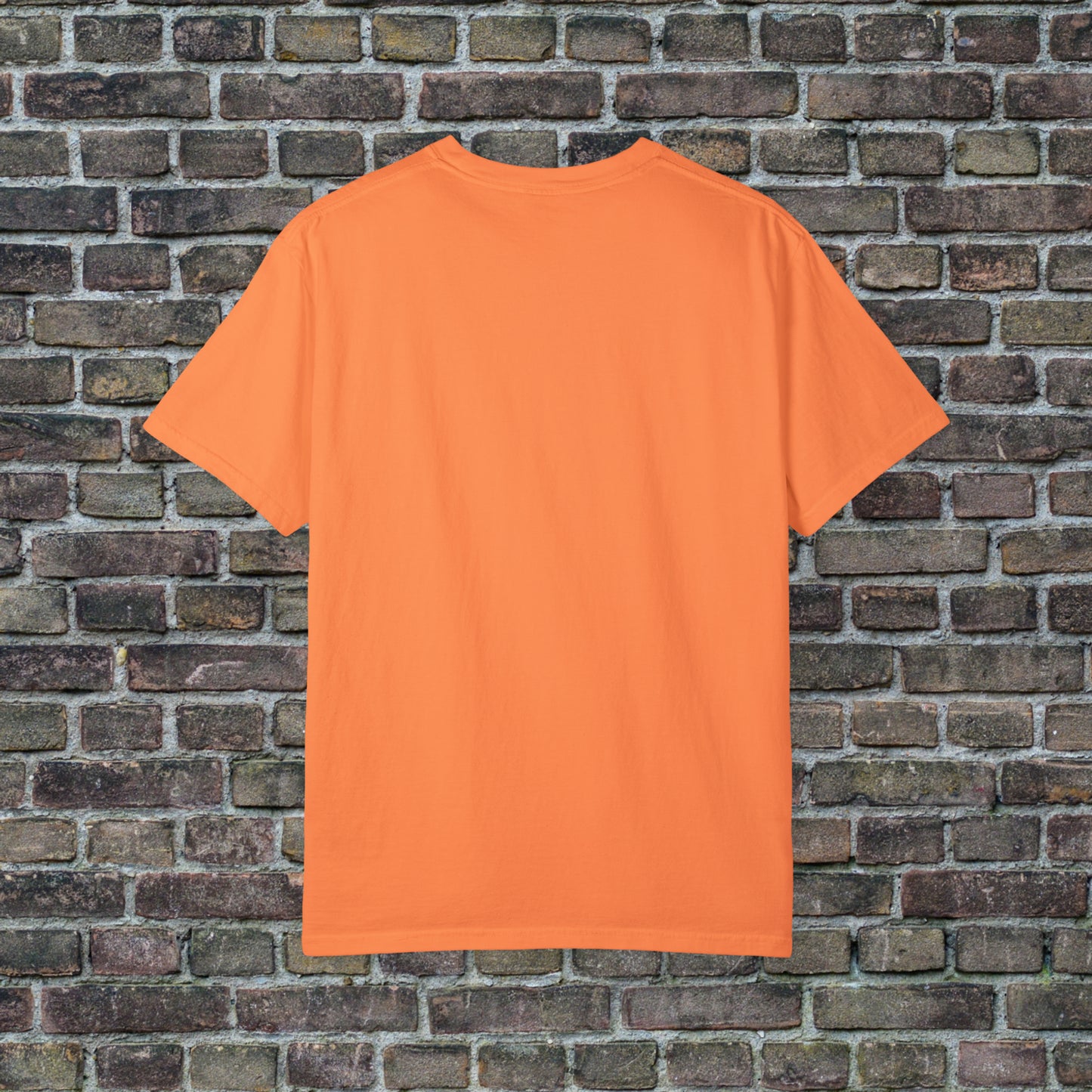 The Original Rockwall R Outline - Comfort Colors T