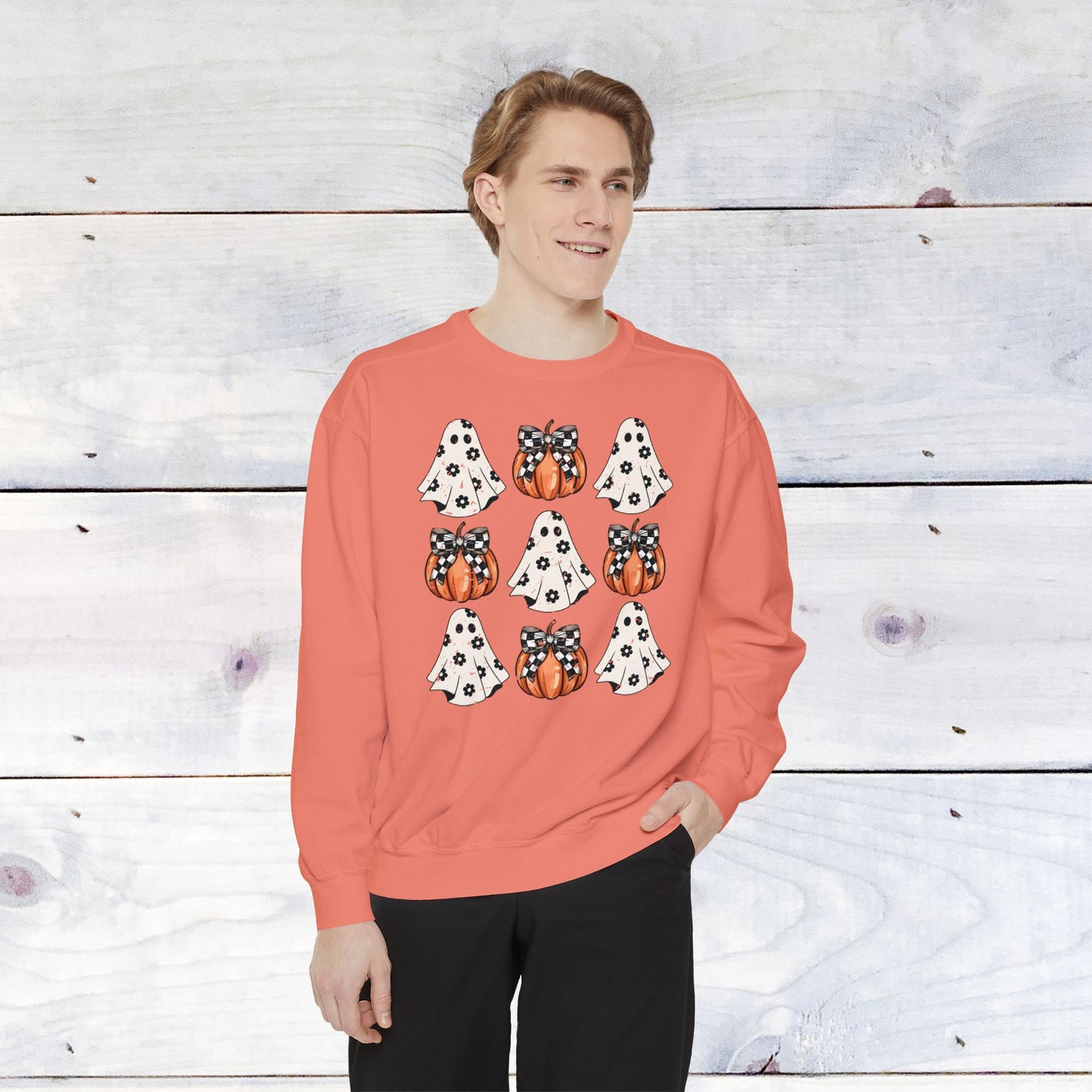 Who needs bows ..when you have pumpkins and ghosts? Comfort Colors Sweater