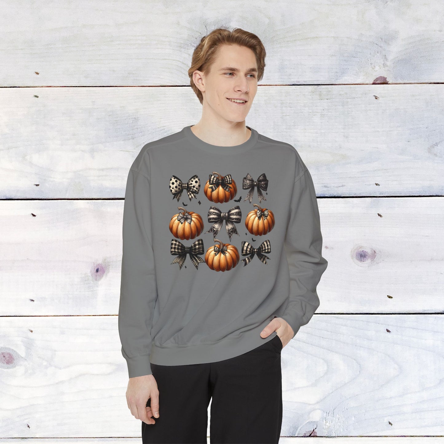 Pumkins and Bows- Comfort Colors Sweater