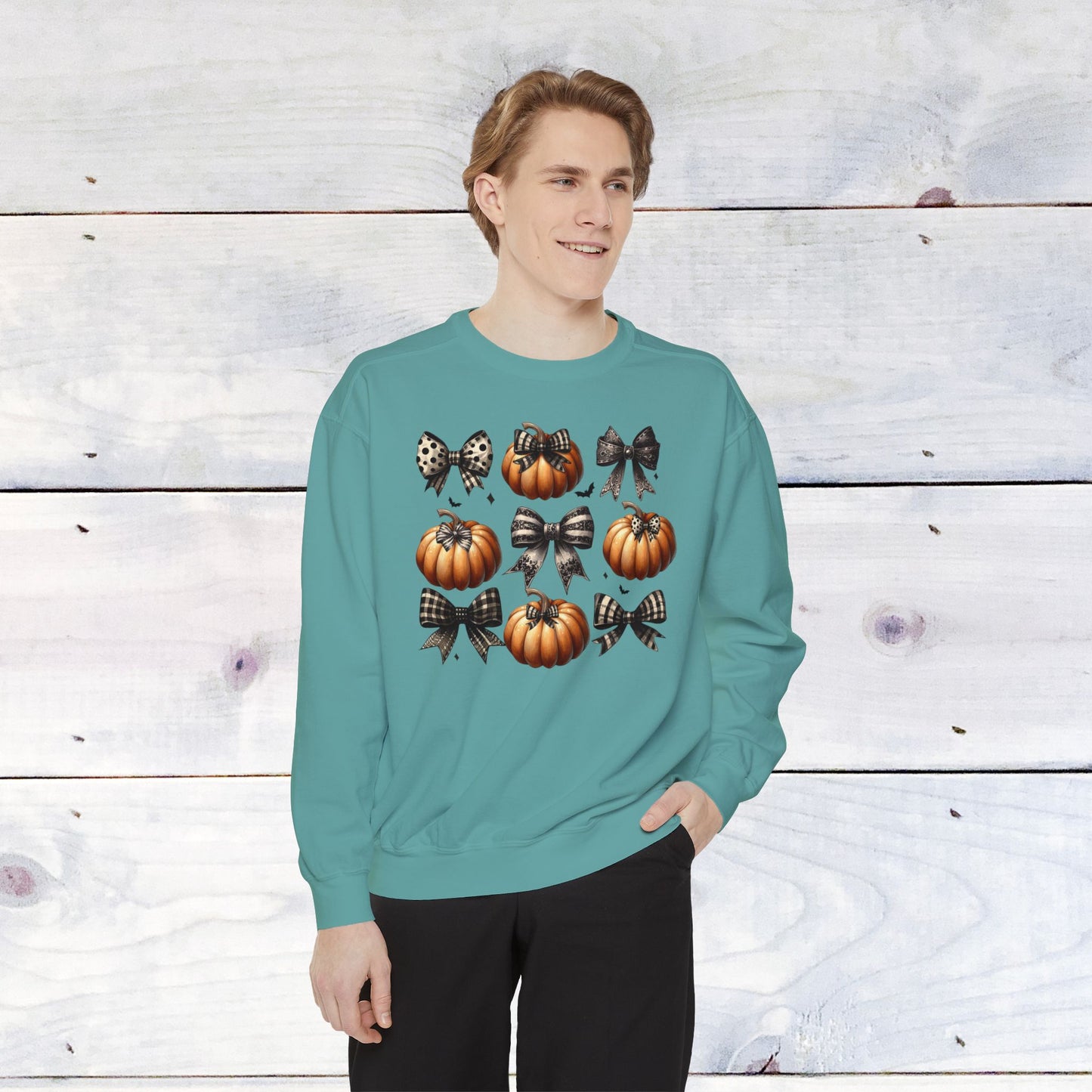 Pumkins and Bows- Comfort Colors Sweater