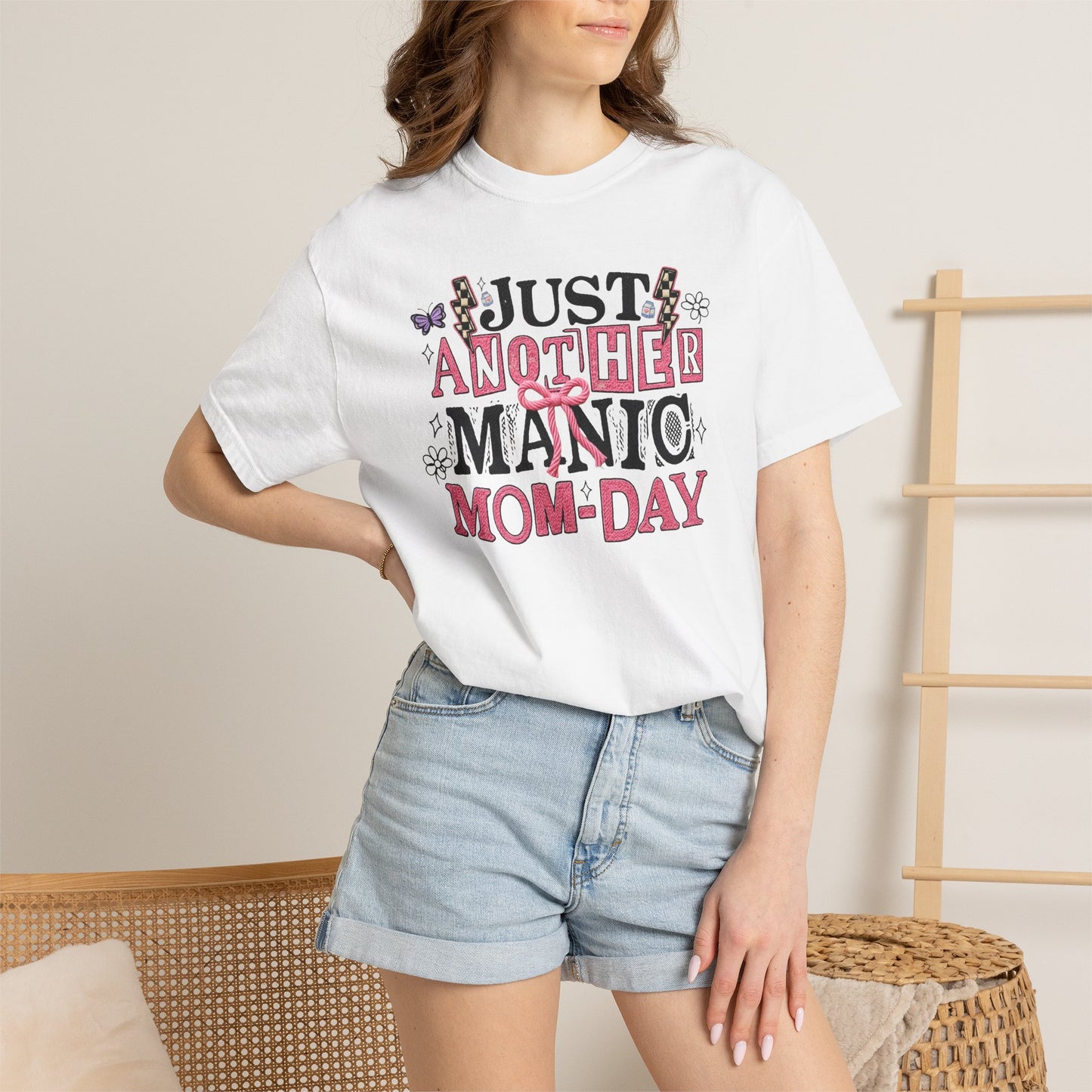 Manic Mom-Day Comfort Colors Unisex Shirt