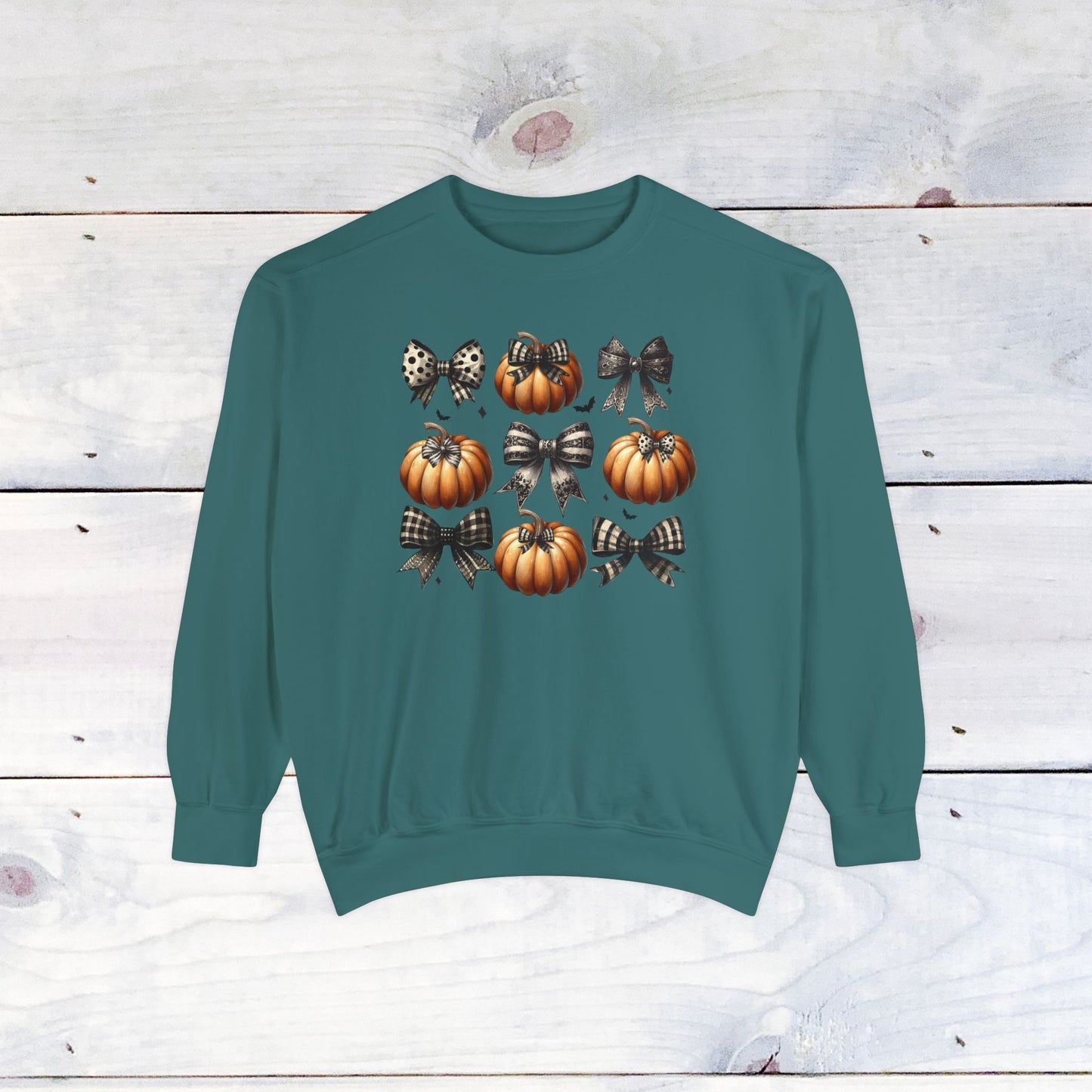 Pumkins and Bows- Comfort Colors Sweater