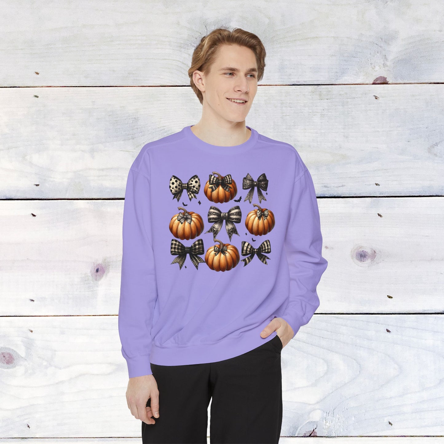 Pumkins and Bows- Comfort Colors Sweater