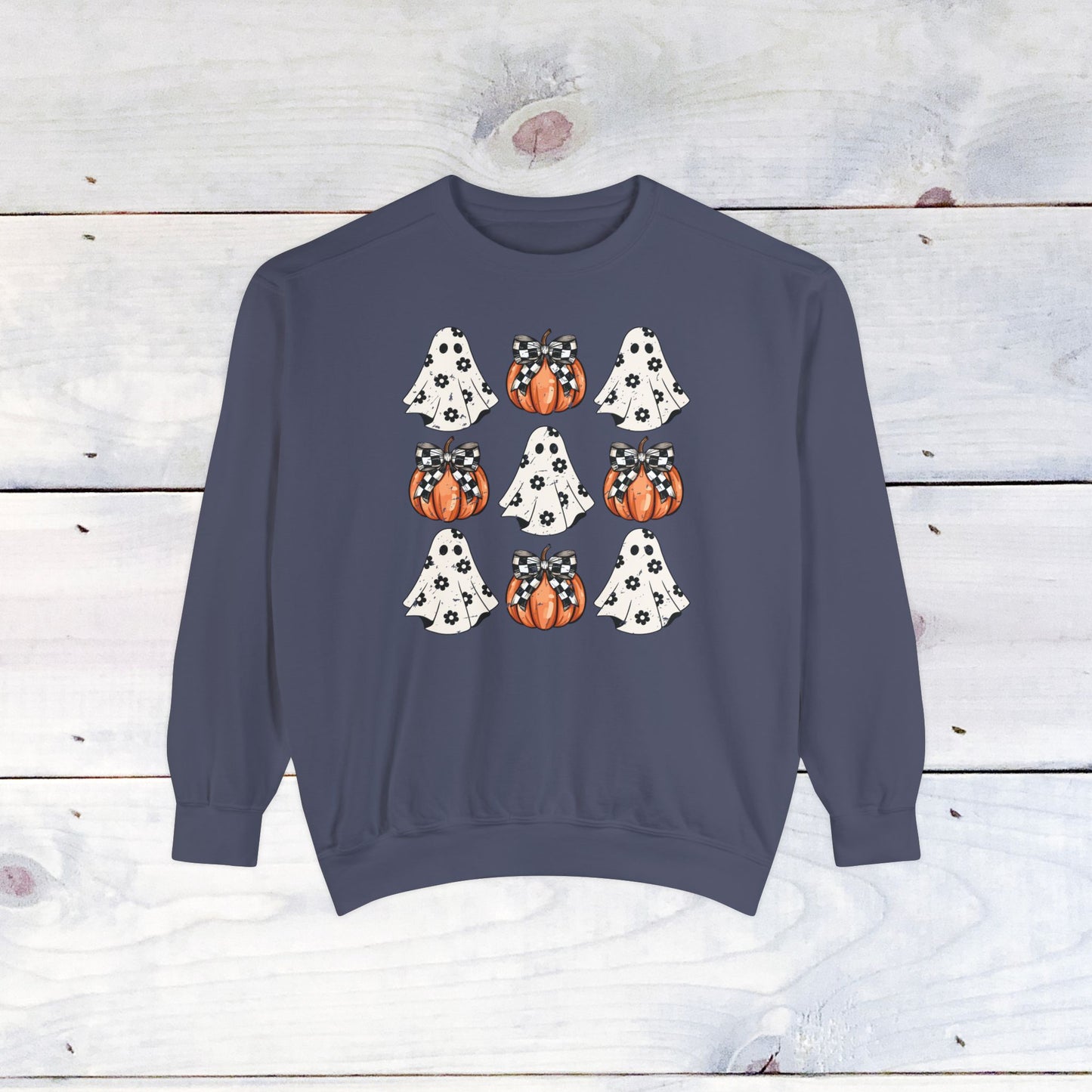 Who needs bows ..when you have pumpkins and ghosts? Comfort Colors Sweater