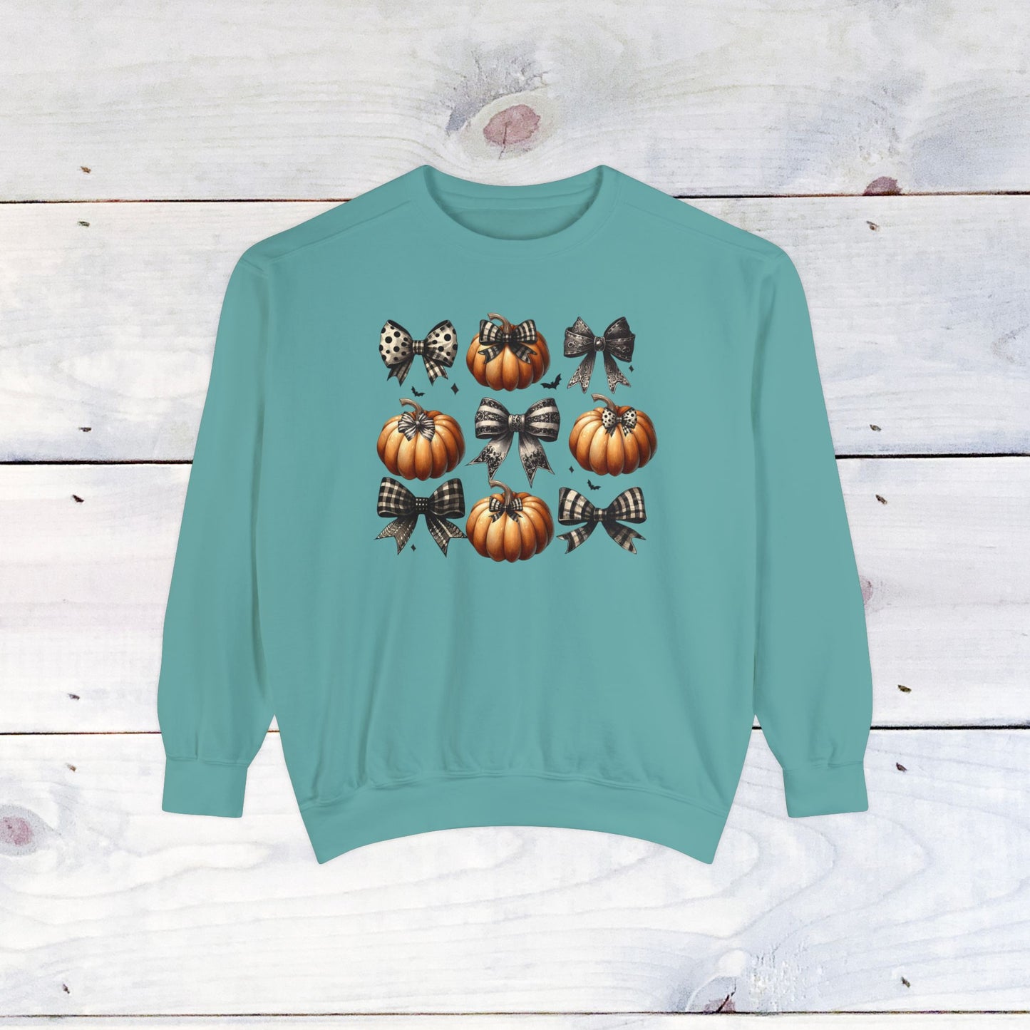 Pumkins and Bows- Comfort Colors Sweater