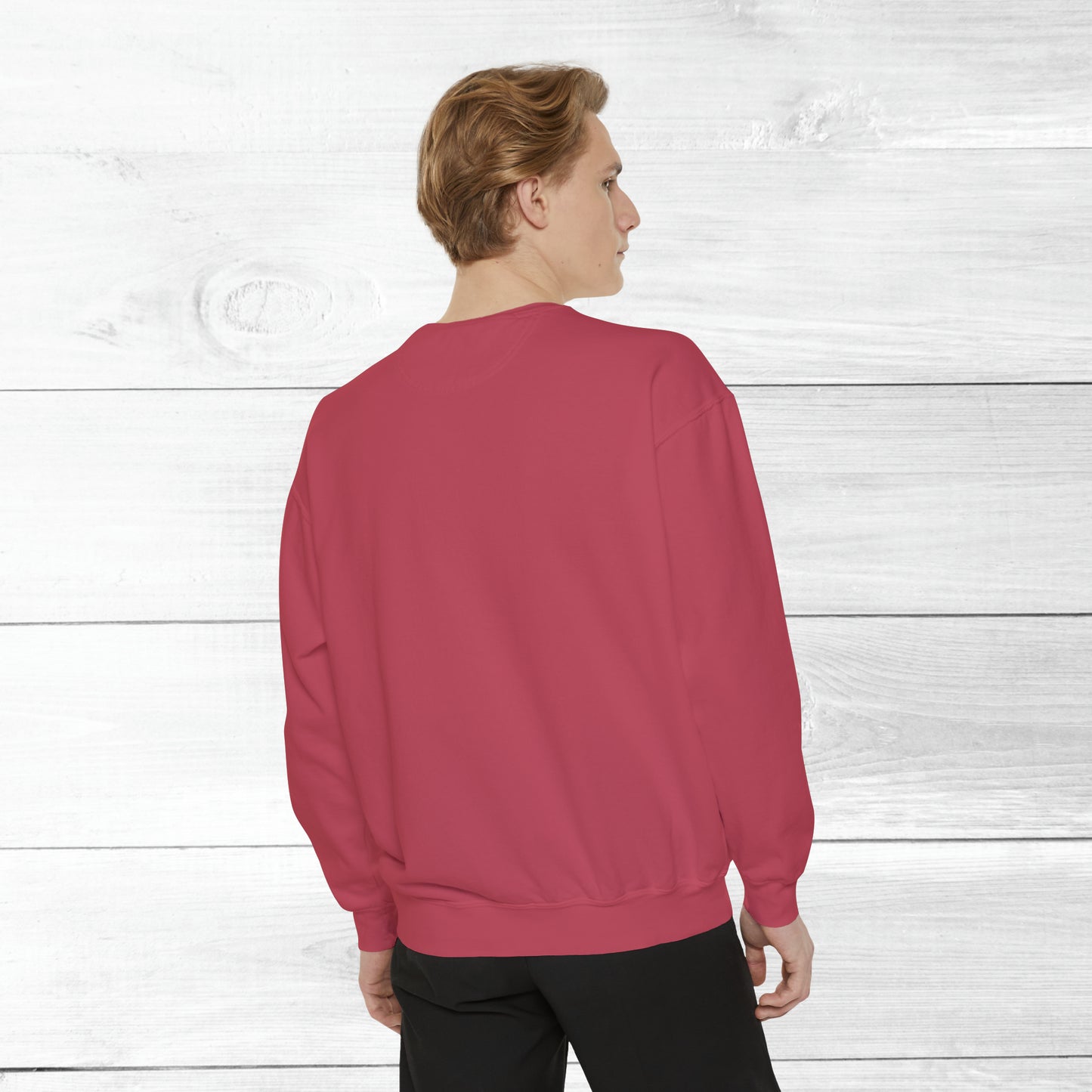 Momma, I'm in love with a criminal - Comfort Colors Sweater