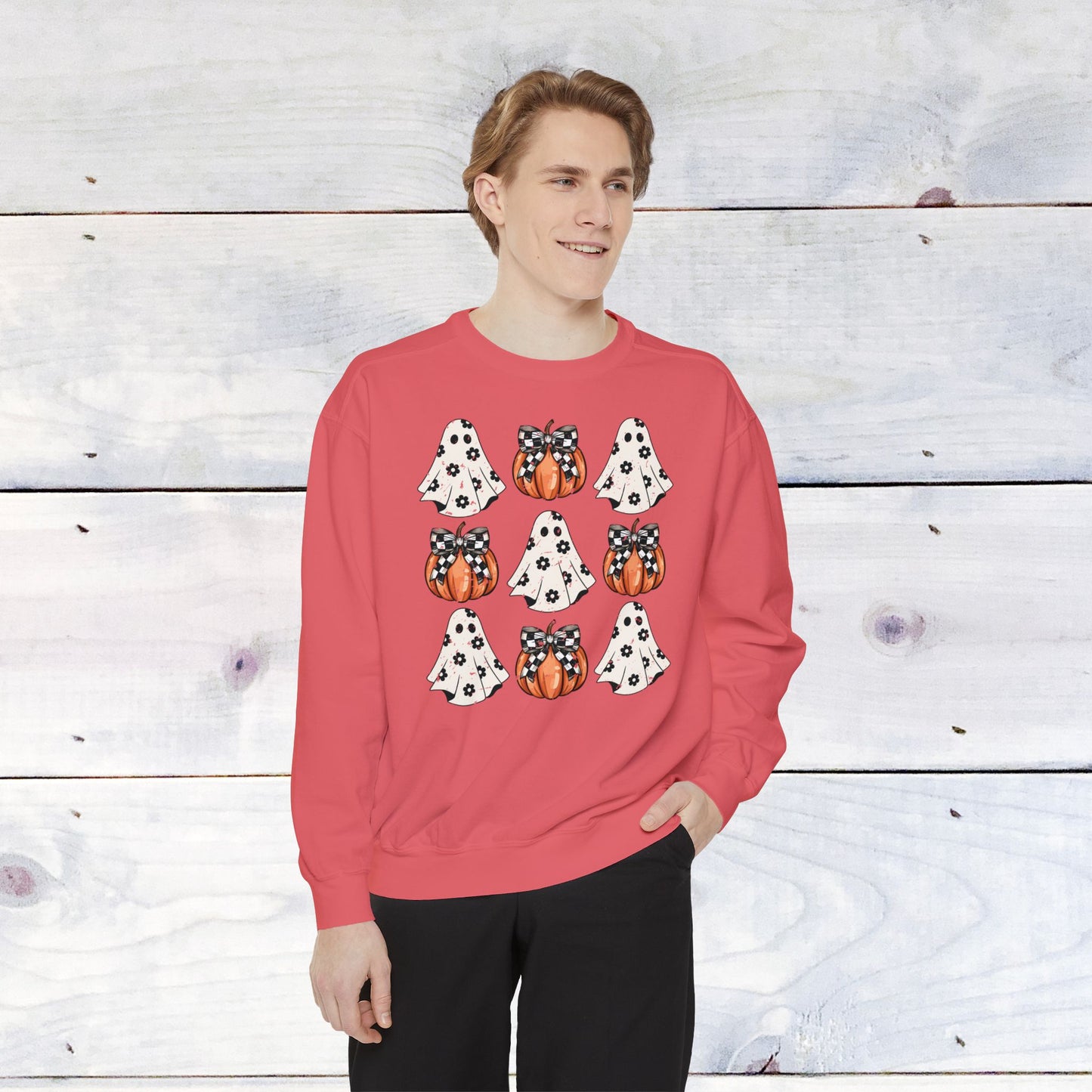 Who needs bows ..when you have pumpkins and ghosts? Comfort Colors Sweater
