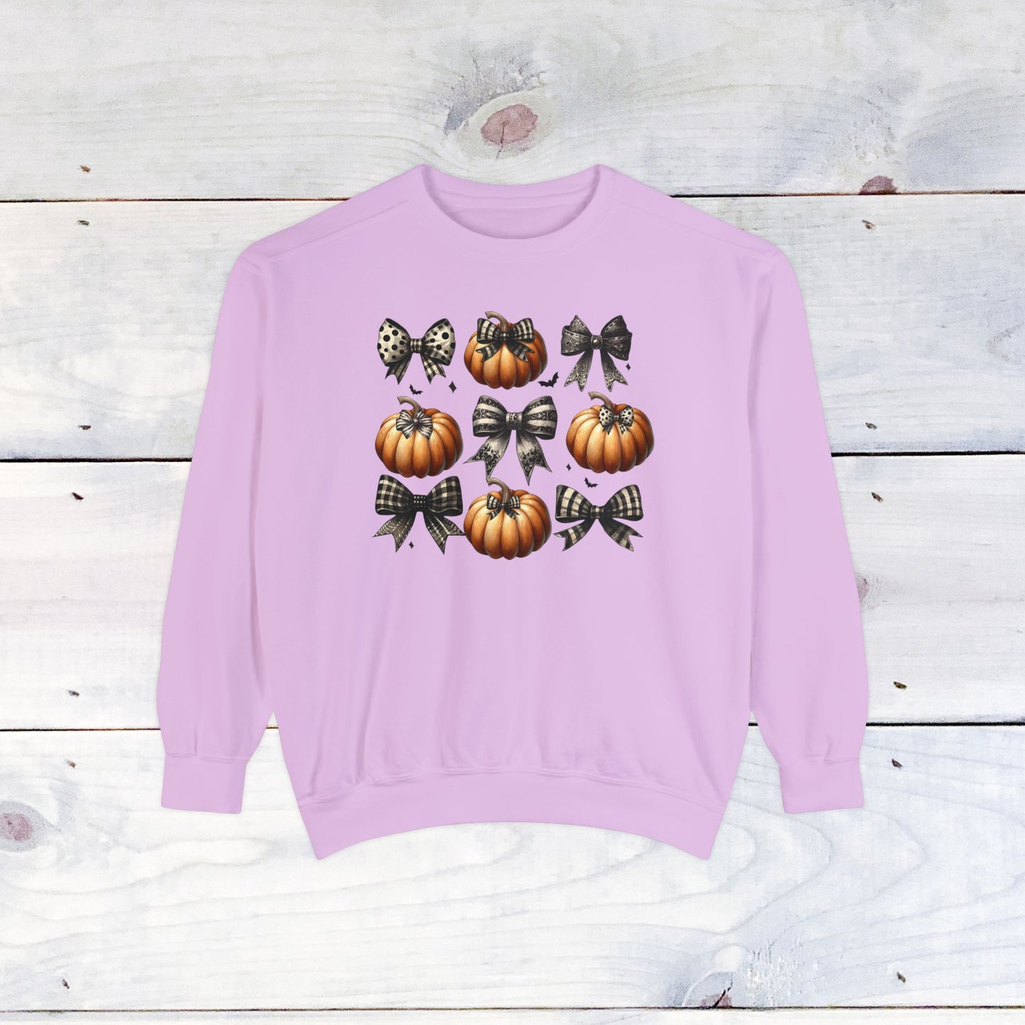 Pumkins and Bows- Comfort Colors Sweater