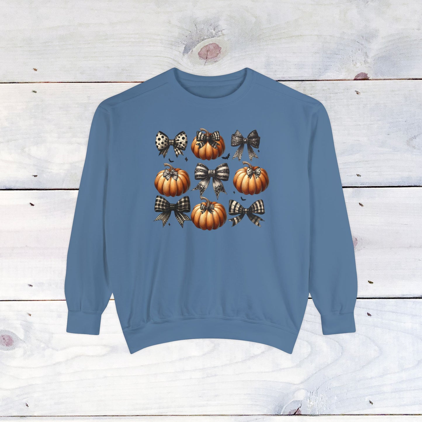 Pumkins and Bows- Comfort Colors Sweater