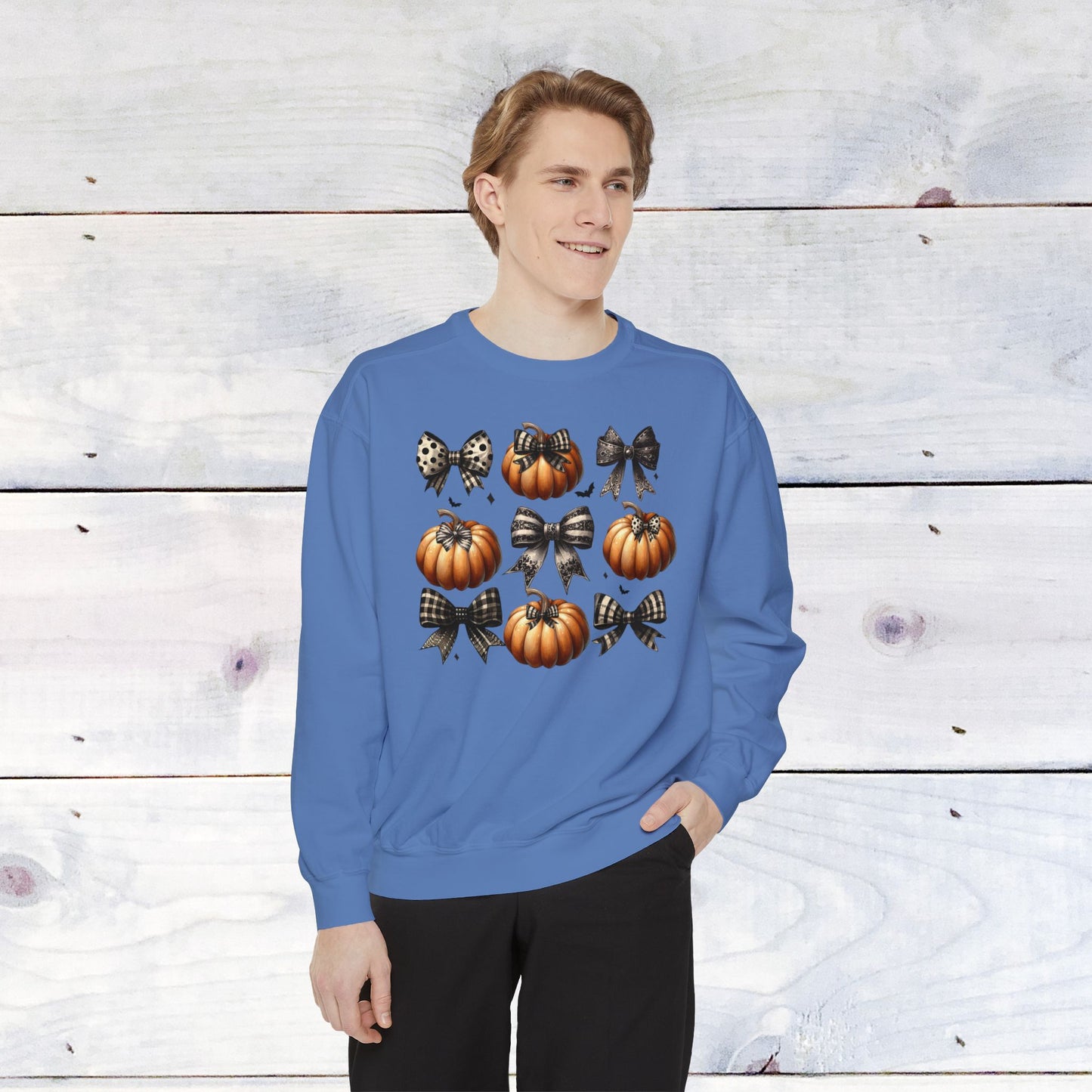 Pumkins and Bows- Comfort Colors Sweater